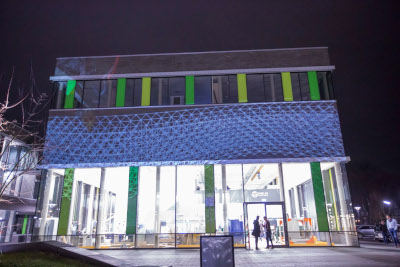 Außenansicht von vom FabLab in Kamp-Lintford.