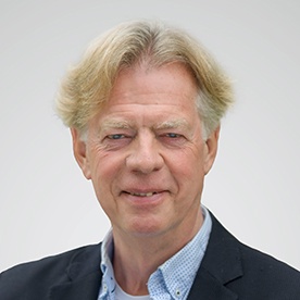 Portraitfoto von Prof. em. Dr. Ton de Jong