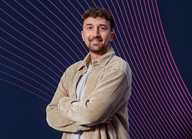 Porträtfoto von Julian Pilger