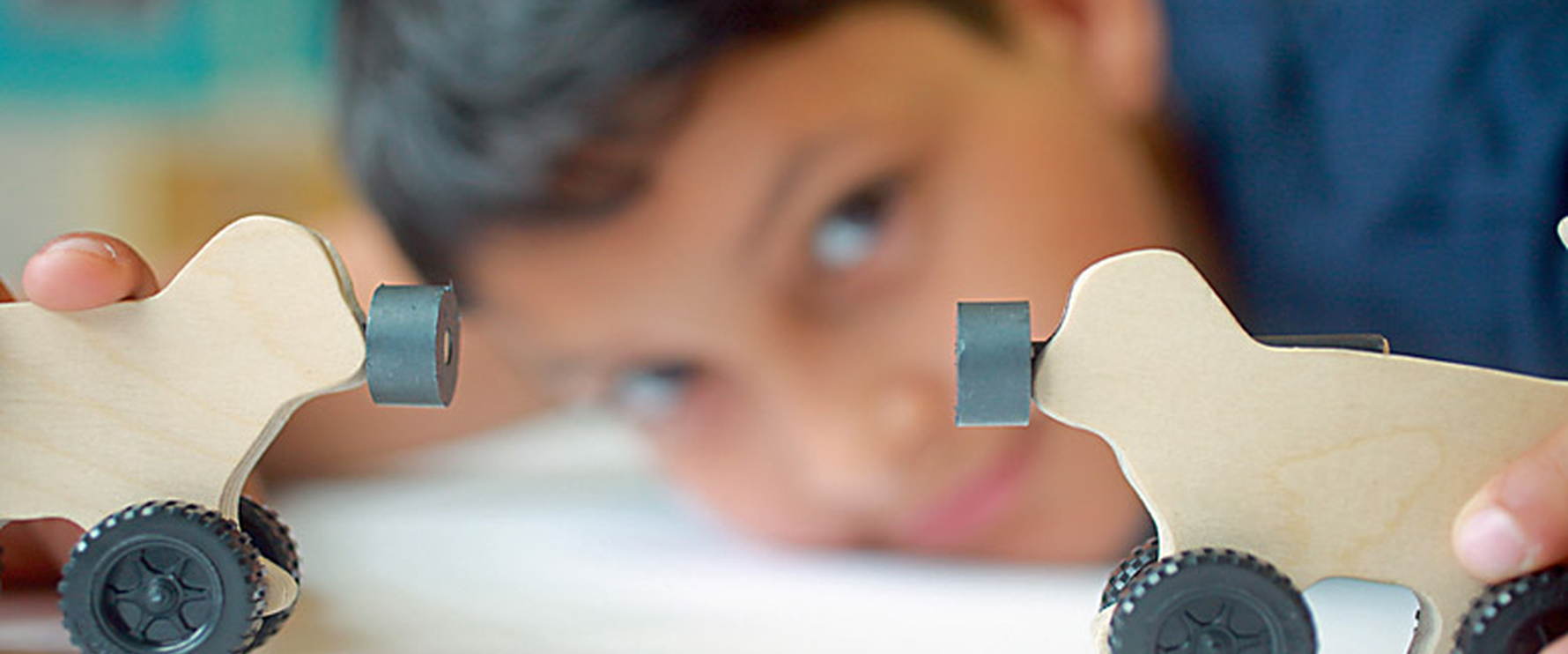 Telekom-Stiftung nimmt 37 weitere Kita-Schul-Verbünde in ihr MINTeinander-Netzwerk auf.