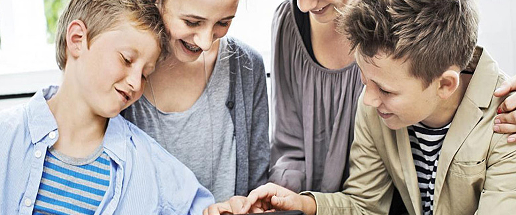 Länderindikator 2015: Lehrkräfte in Bremen, Hamburg und Rheinland-Pfalz bewerten das Lernen mit digitalen Medien am besten