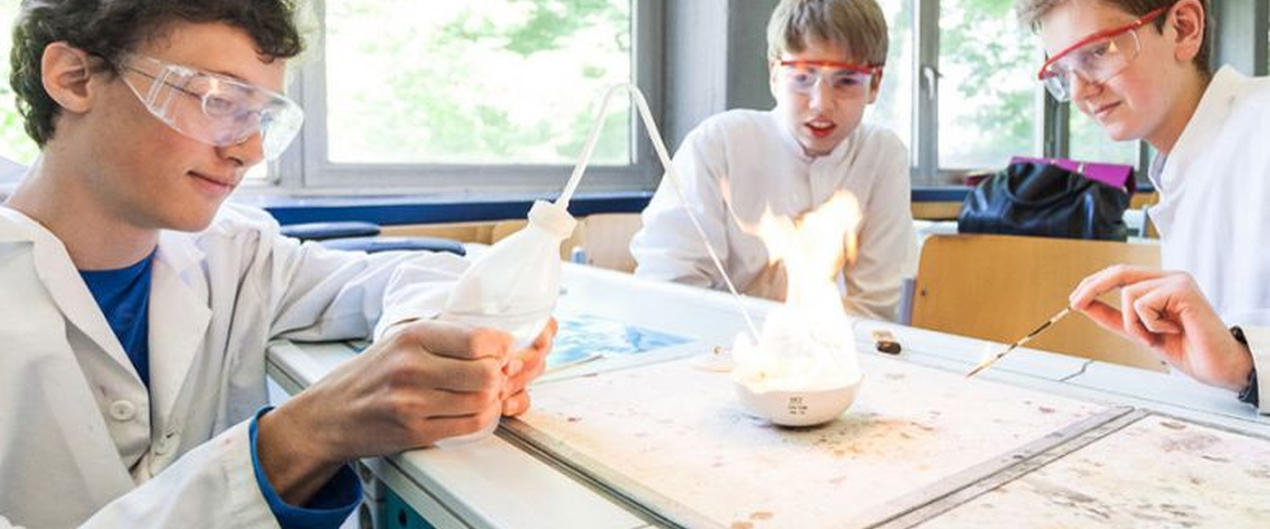 Junior-Ingenieur-Akademie: Deutsche Telekom Stiftung sucht erneut die besten Technikbildungs-Konzepte