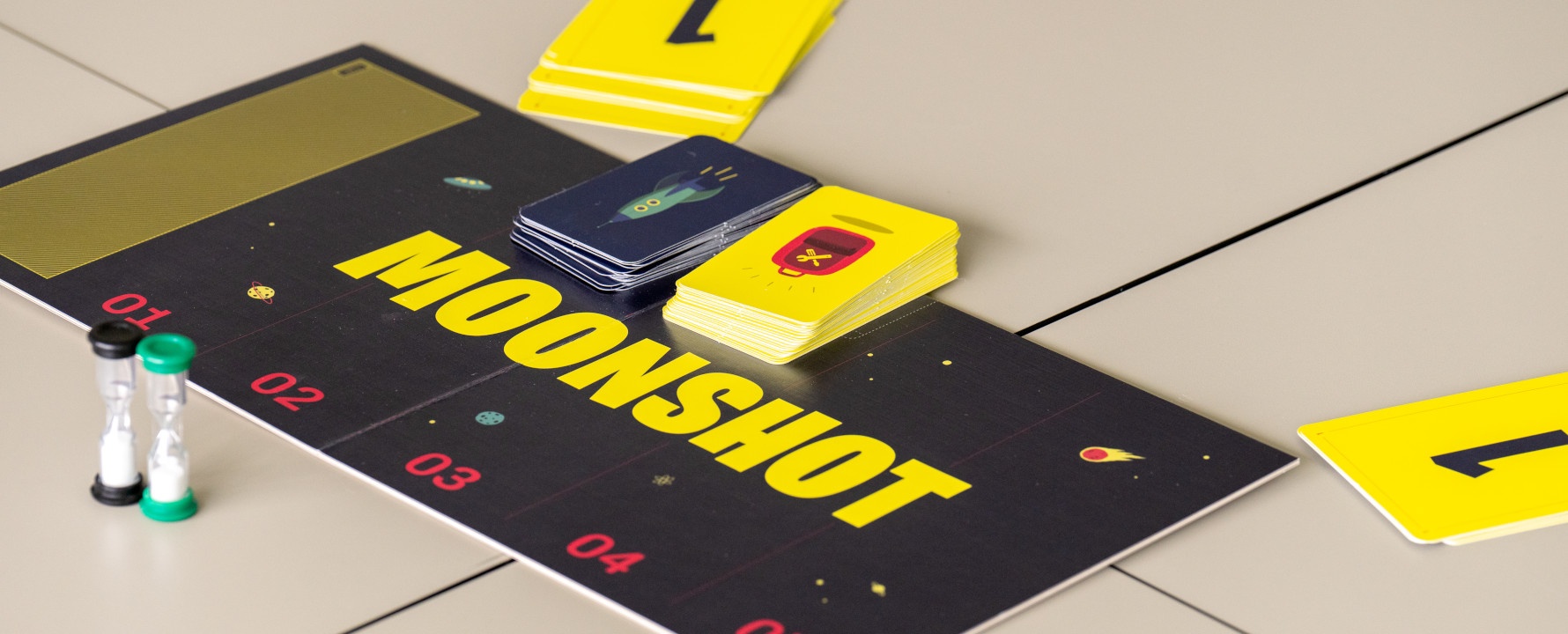 Das Bild zeigt das Brettspiel Moonshot Edu.