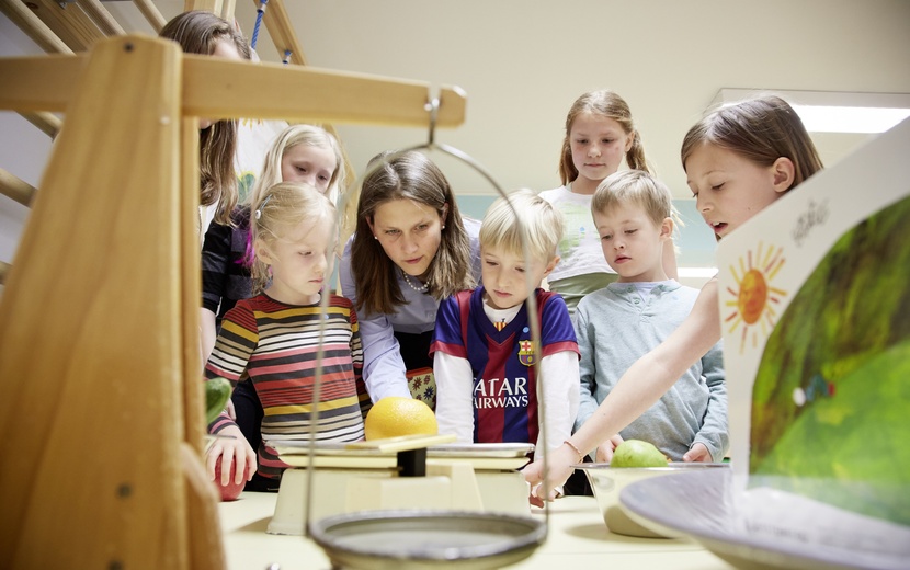 MINT-Vorleseaktion in einem Salzburger Kindergarten.