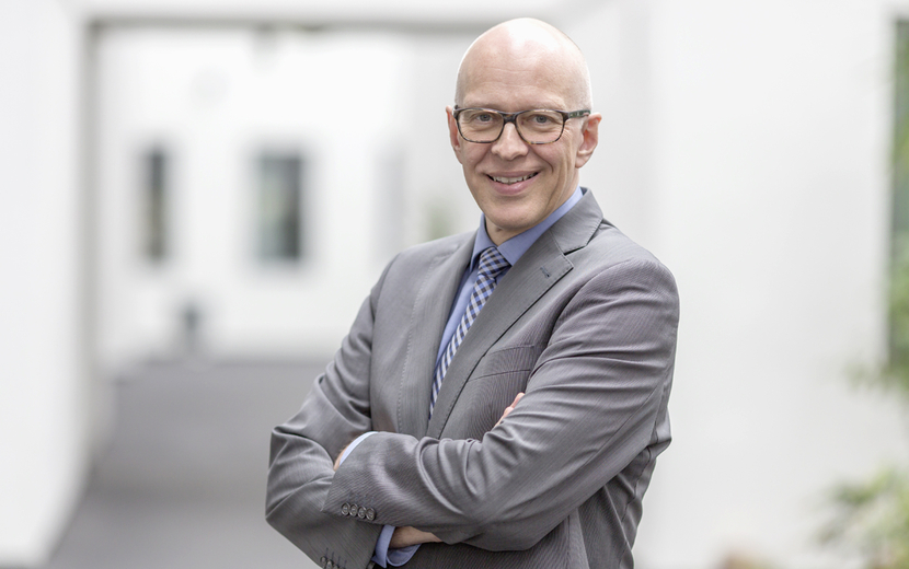 Porträt von Dr. Ekkehard Winter, Geschäftsführer der Telekom-Stiftung