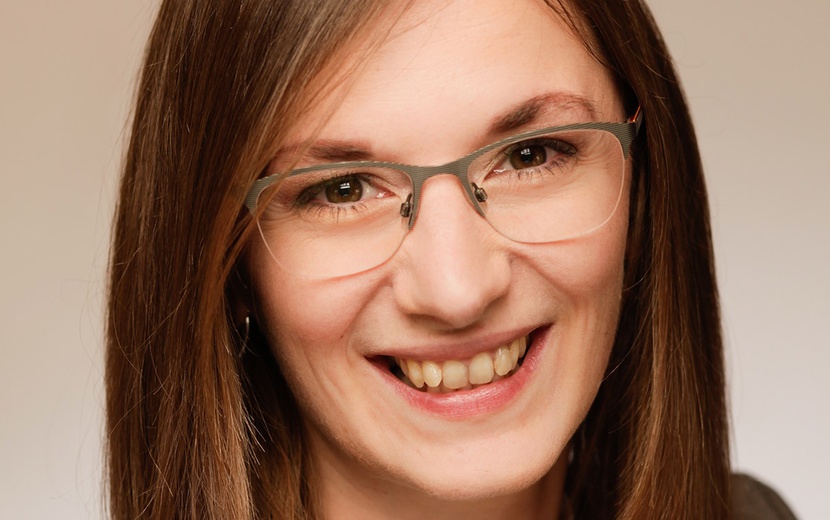 Porträt von Dr. Ramona Lorenz