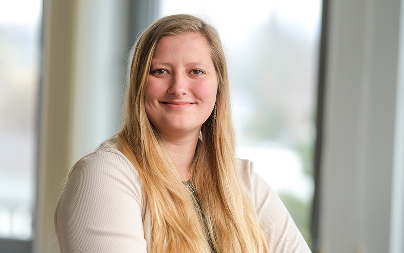 Porträtfoto von Saskia Dübener